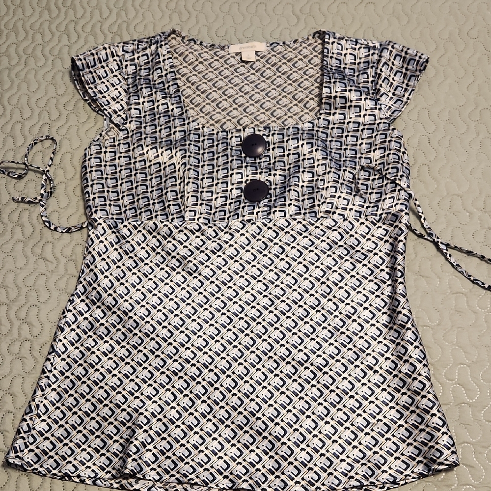 Dressbarn Blue and White Patterned Blouse